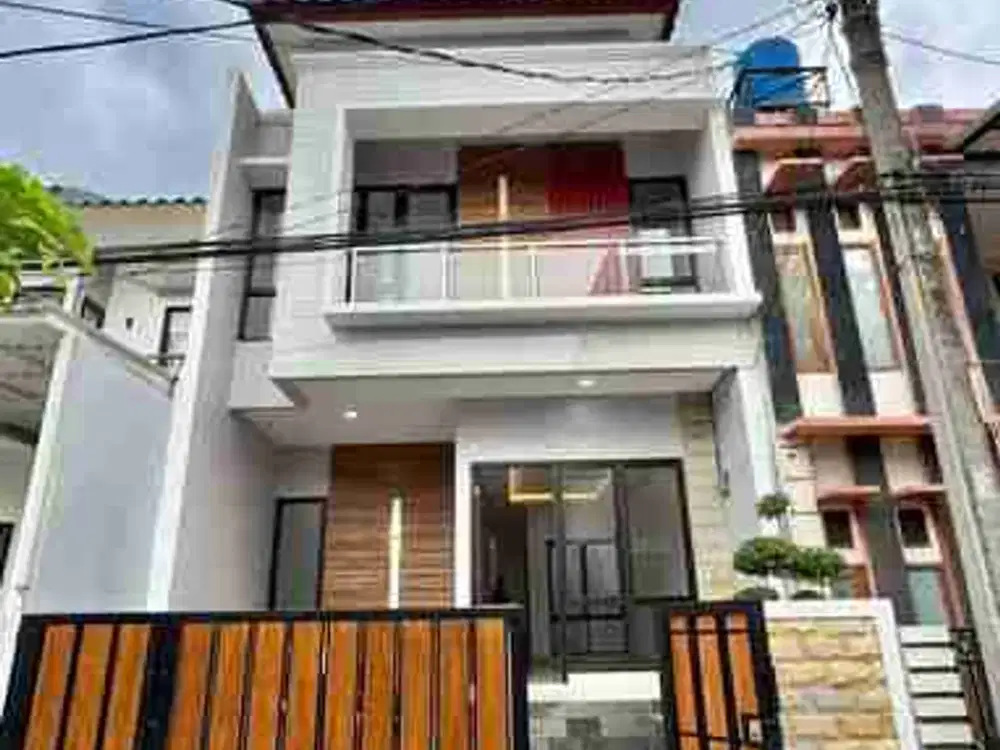 ruma baru 4 kamar di Bintara