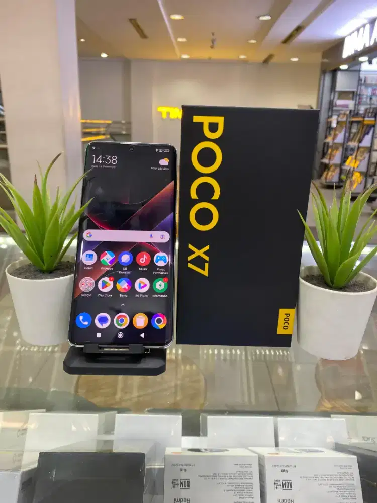 Poco X7 8/256 garansi Resmi Juli 2026