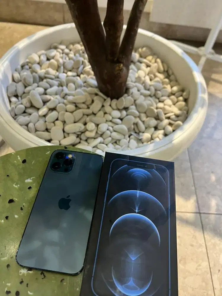 iphone 12 pro 128gb masih baru wak