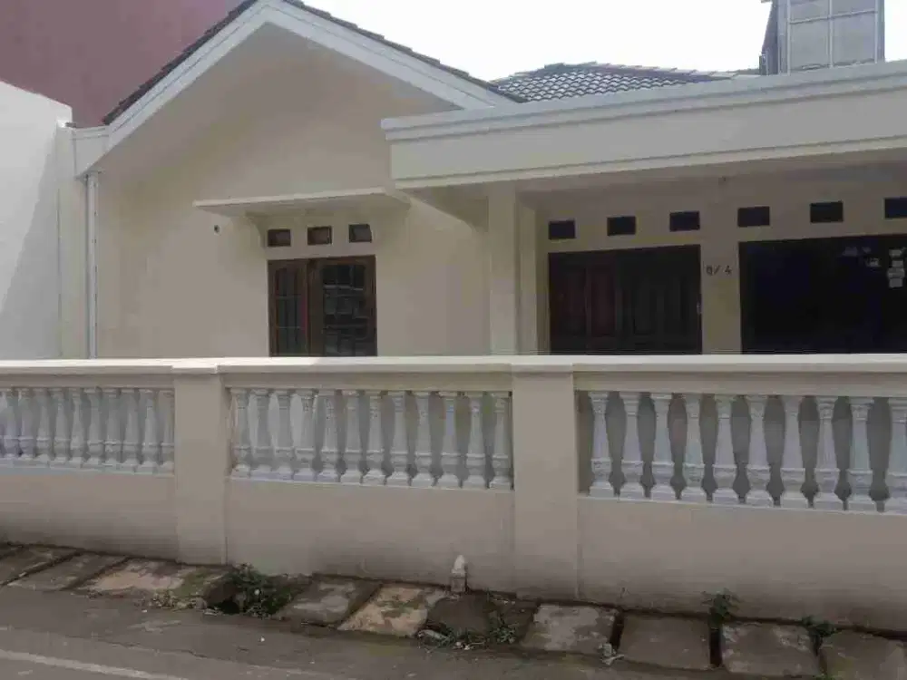 jual cepat tanah kavling ada rumahnya di komplek duren Sawit Jakarta Timur