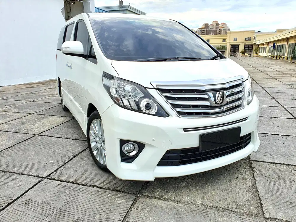 [KM 6.000]TOYOTA ALPHARD 2.4 SC PREMIUM SOUND AT PUTIH 2013 ANTIK