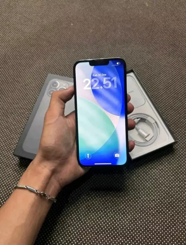 Di jual hp iphone 13 pro