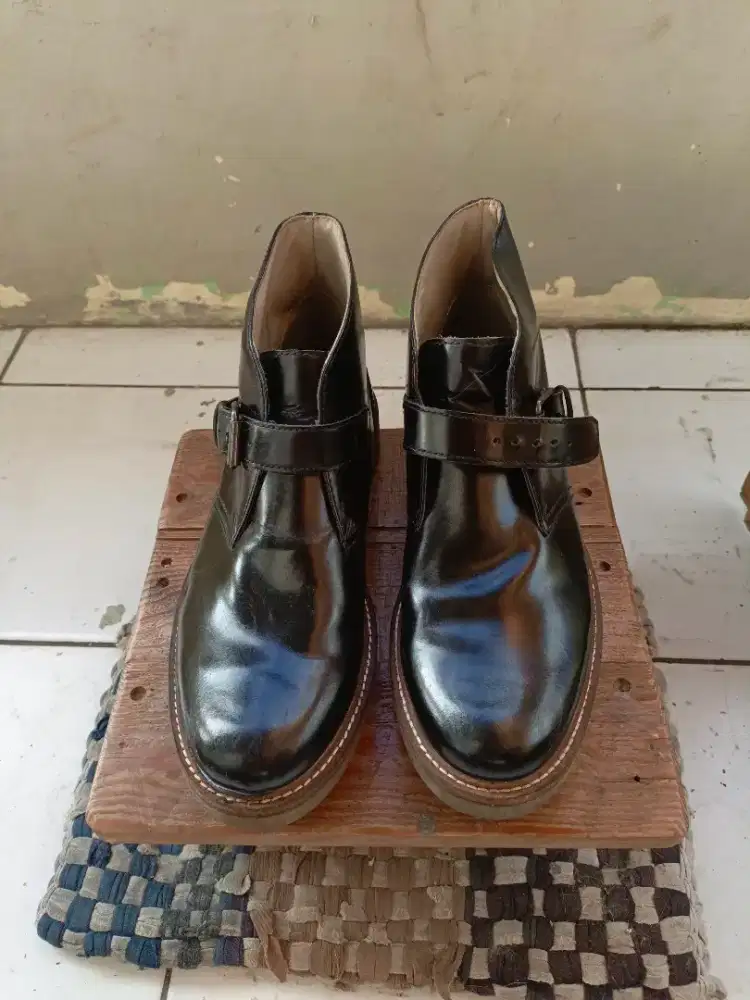 Sepatu clarks size 9 uk