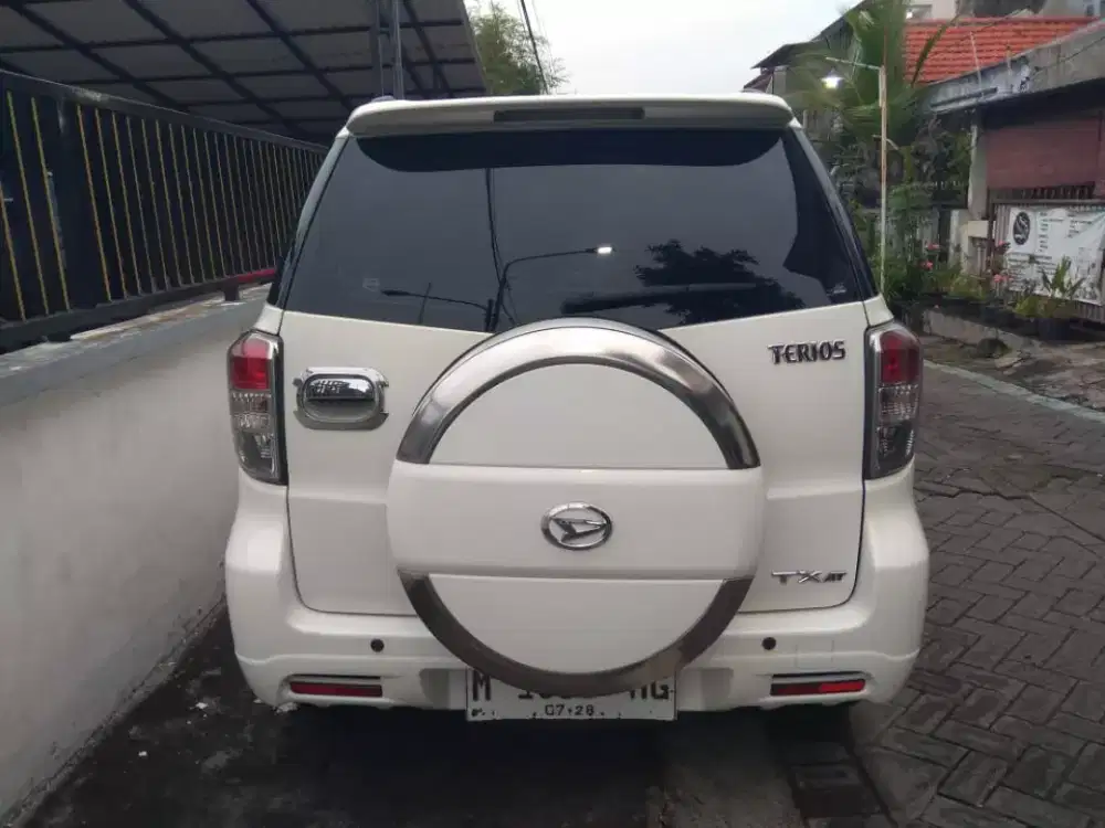 Terios TX matic 2013