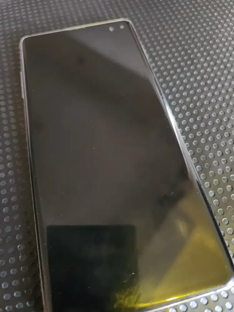 Galaxy Samsung S10+, 8/128, NFC, Unit saja, masih oke banget