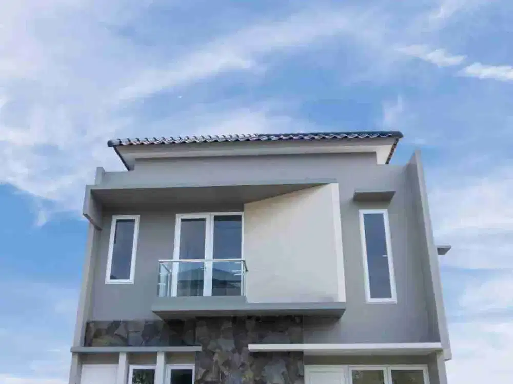 Rumah Baru  2 lantai Tanpa DP Akses tol Kukusan dan Stasiun KRL Depok