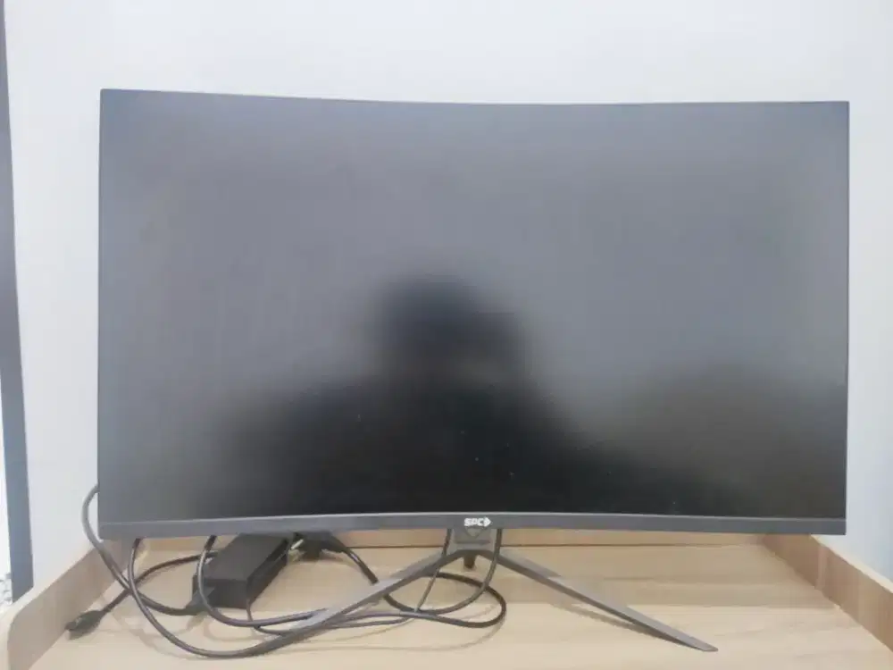 Monitor SPC 32 Curved