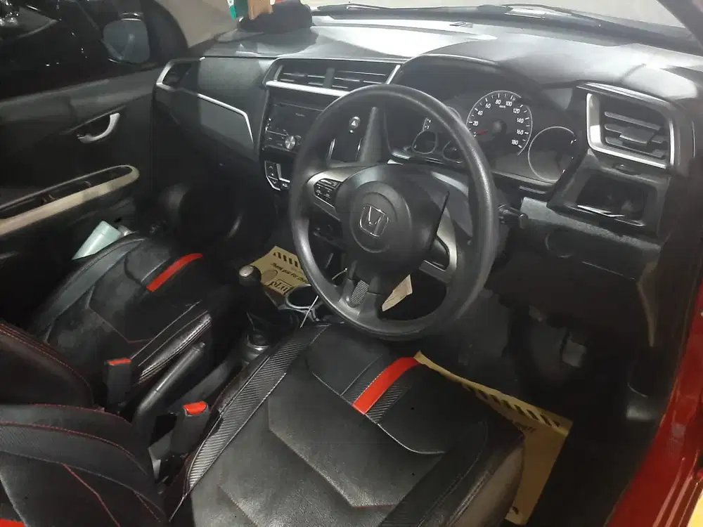 Low Km New Model Honda Brio Satya 1.2 E Manual Warna Merah Tahun 2018