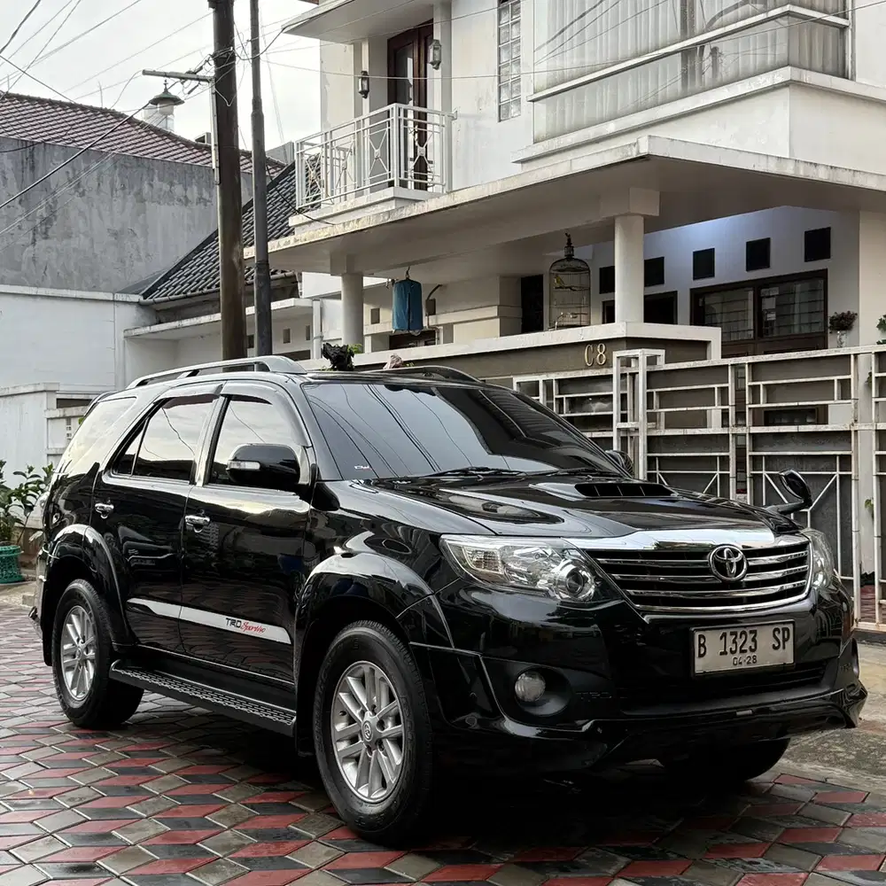 TOYOTA FORTUNER 2.5 VNT TRD DIESEL 2013