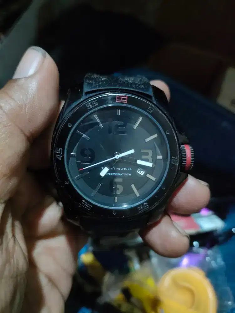 Jam tangan second tommy