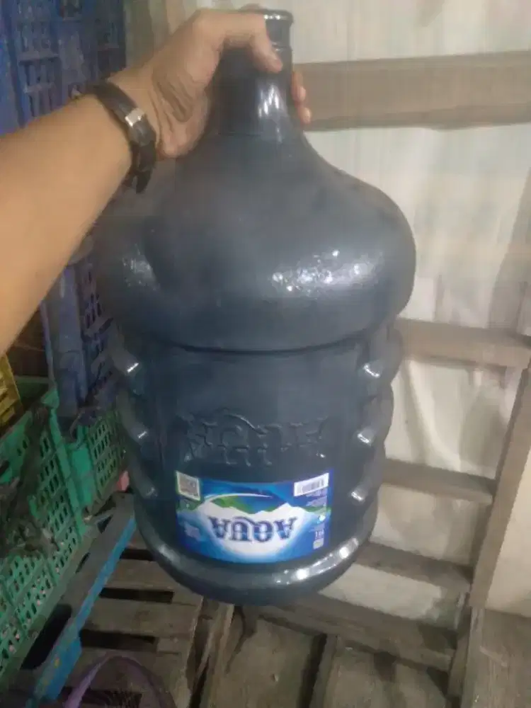 Galon Aqua Masih terawat dan Bagus