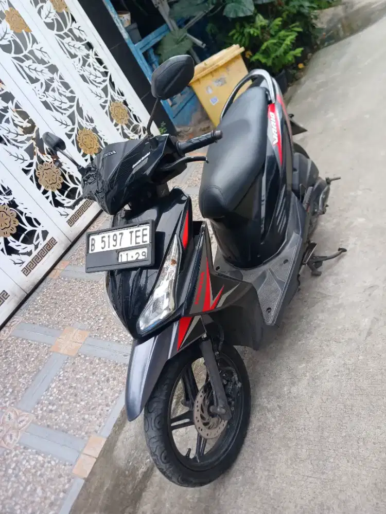Honda Vario LED 110 2019 ss lengkap mesin bagus pajak hidup plat B DKI