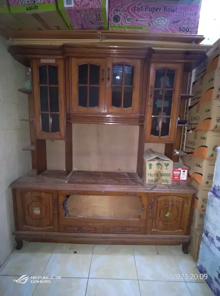Dijual cepat Lemari TV jati