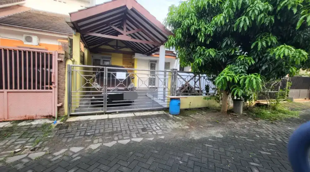 Dijual rumah 2 lantai 3kt SHM perumahan one gate system Bumi Sentosa 2