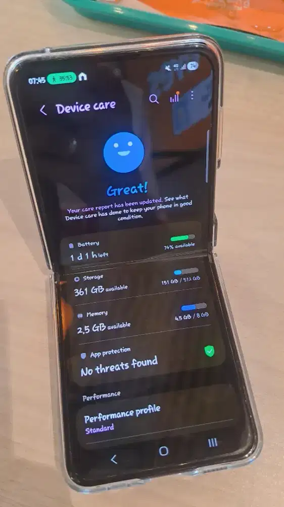 Samsung Galaxy Z Flip 5 8 / 512 GB Hitam