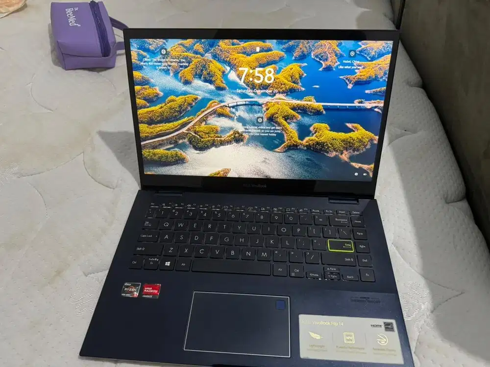 Asus TM40UA Ryzen 5 Touchscreen Flip