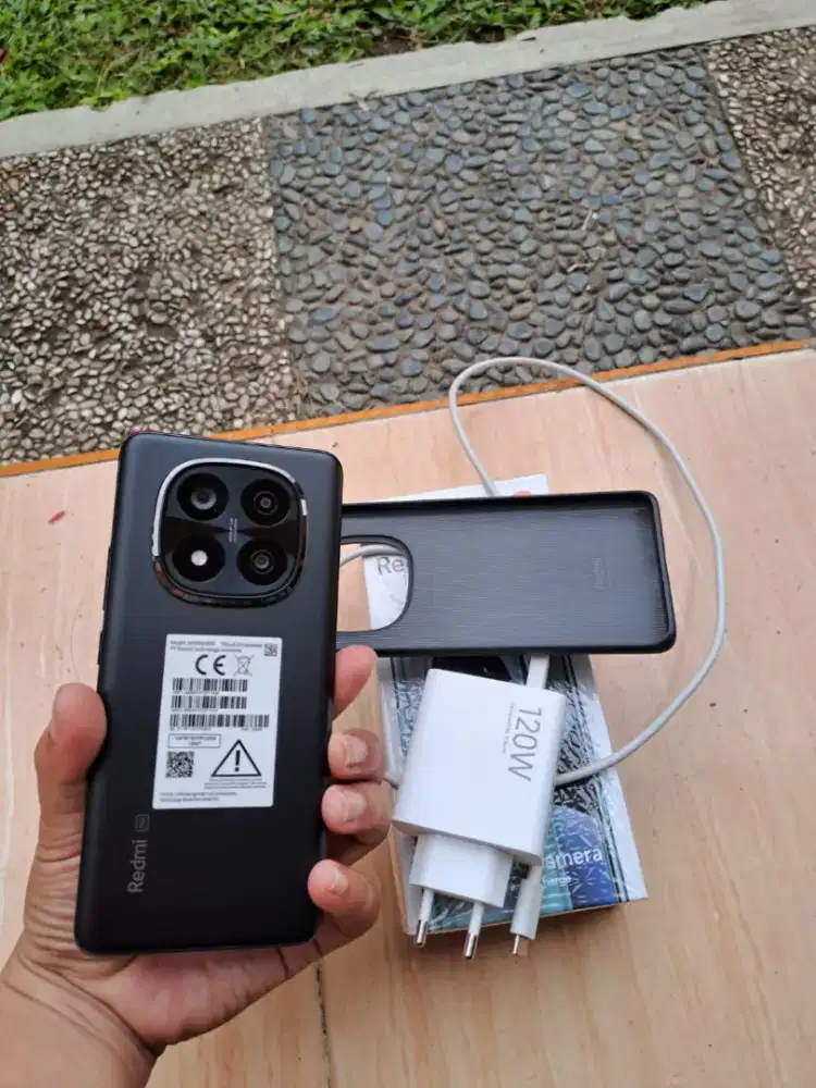 REDMI NOTE 14 PRO+ PLUS 5G BLACK 8/256 GARANSI