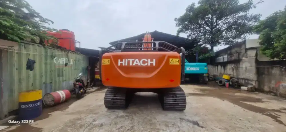 EXCAVATOR 2023 ALAT BERAT HITACHI ZX210F-5G