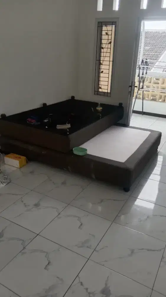 Ranjang / Divan produk informa