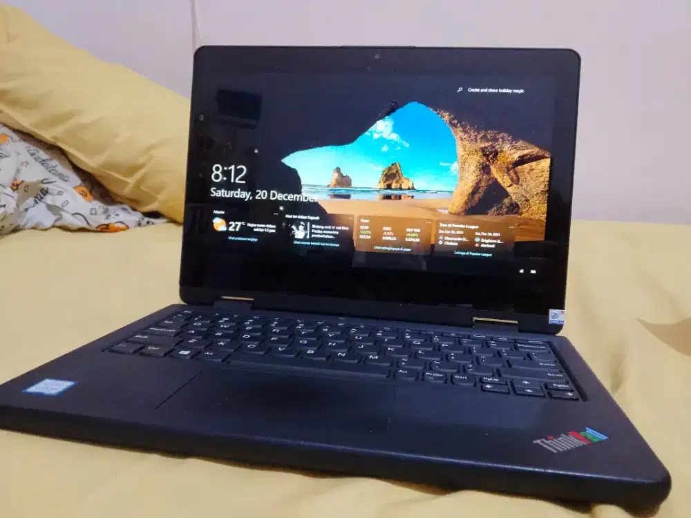 Laptop Layar Sentuh Lenovo Thinkpad 11e Core M3 + Pen Ram 8/256