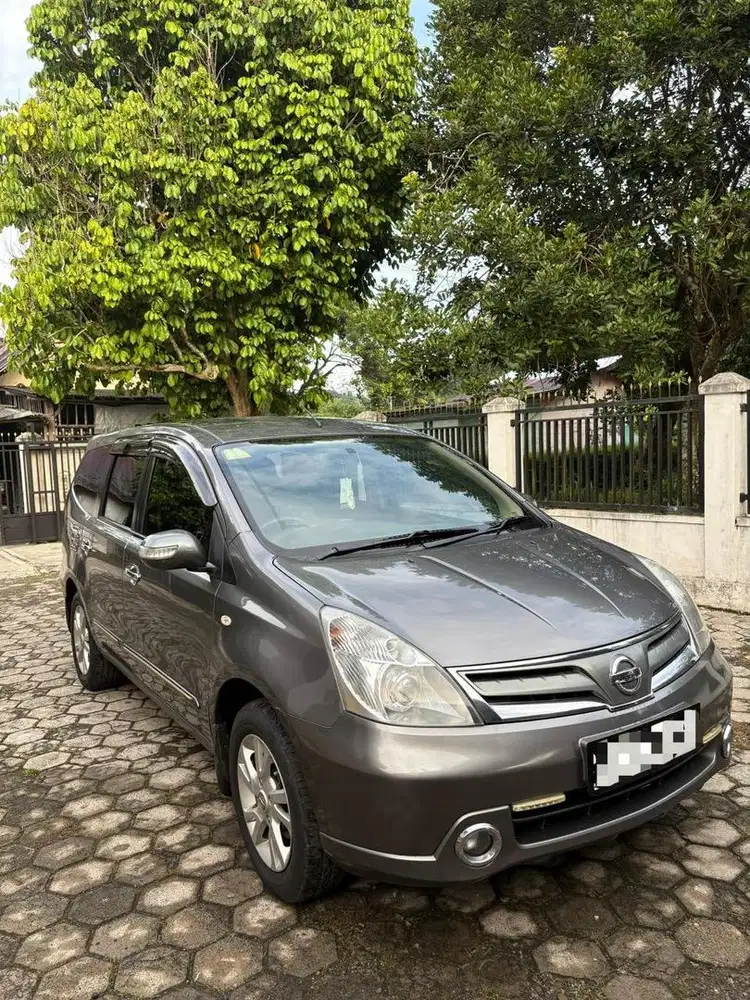 Grand Livina 2012 Manual Low Km