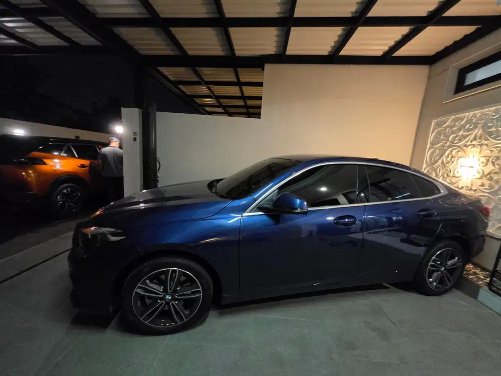 BMW 218i 2023 Bensin