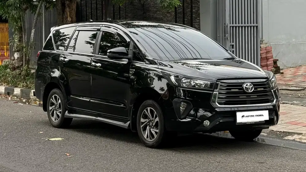 INNOVA REBORN G 2022 / 2021 Matic Hitam Bagus Murah Kredit Bekas