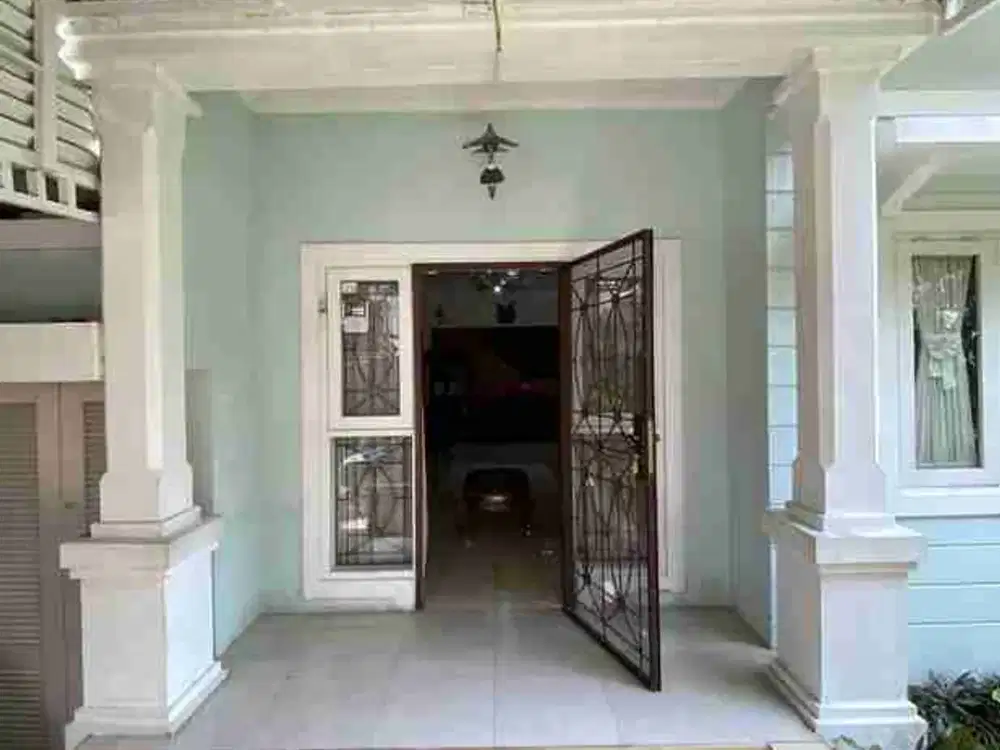 Rumah Luas Dan Mewah di Kota Baru Parahyangan Bandung