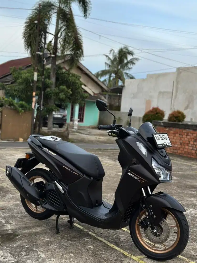 LEXI LX 155CC VVA TYPE KEYLLESS KONDISI BAGUS TERAWAT SEPERTI BARU