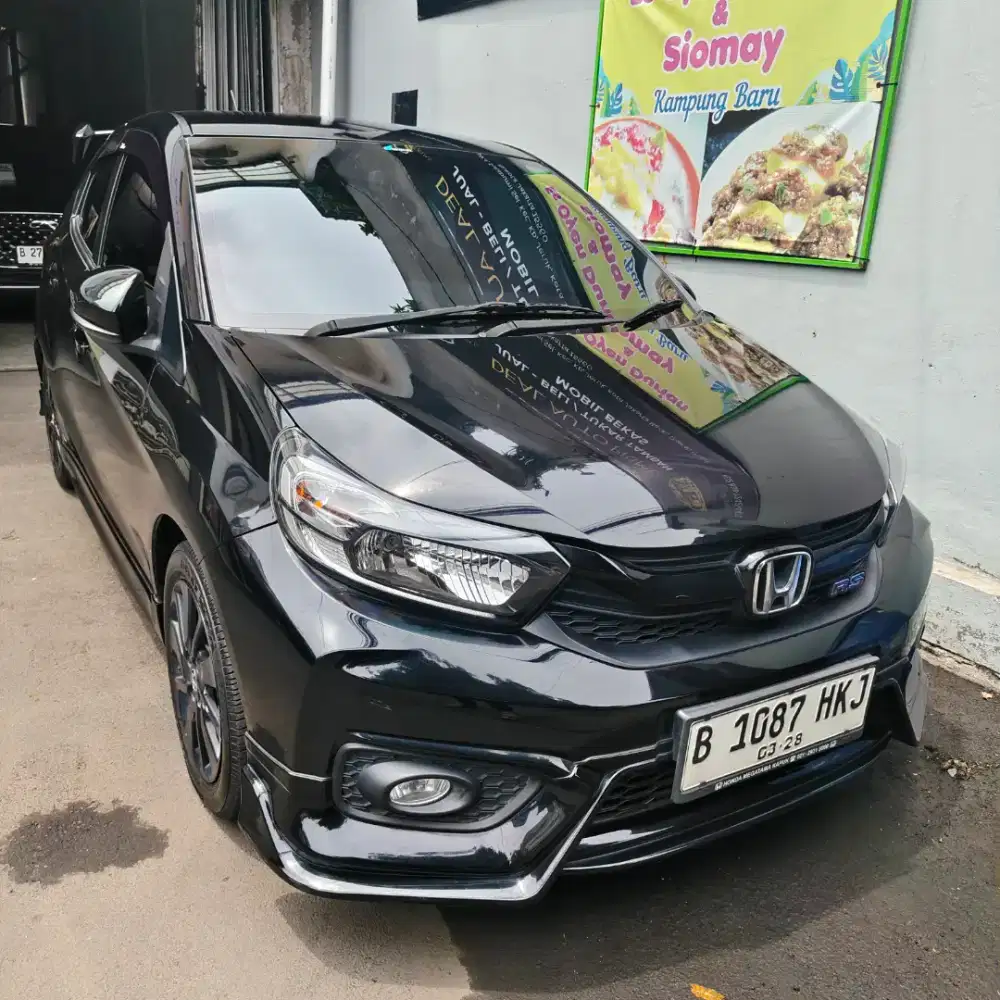 Honda Brio Urbanite RS 2022 2023 / KM Super Low siap pakai Unit Seger