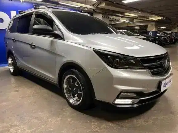 PROMO Low Angsuran Wuling Cortez 1.8 C Bensin-AT 2018 UKT