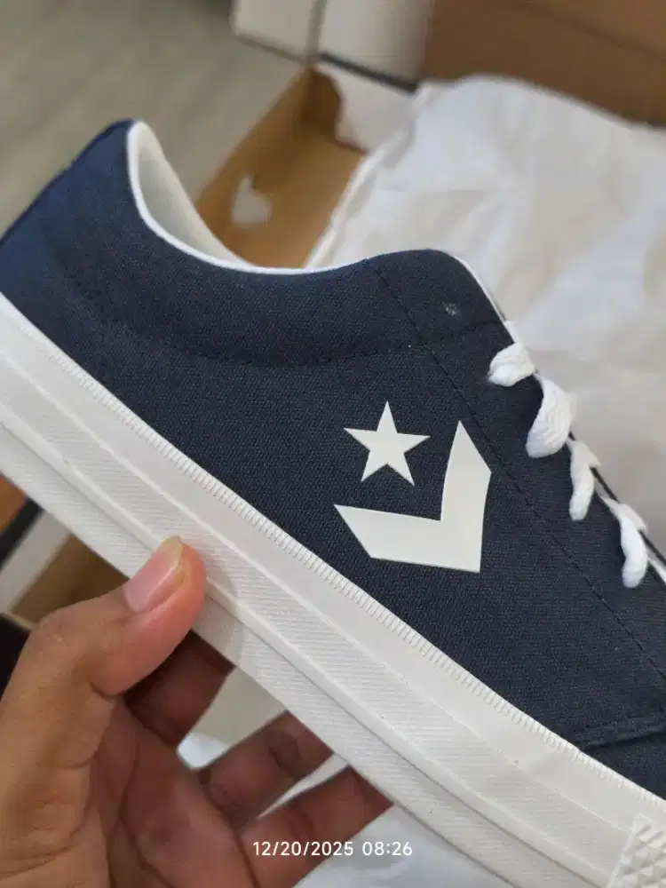 Converse Day One Classic Sneaker sizs 43