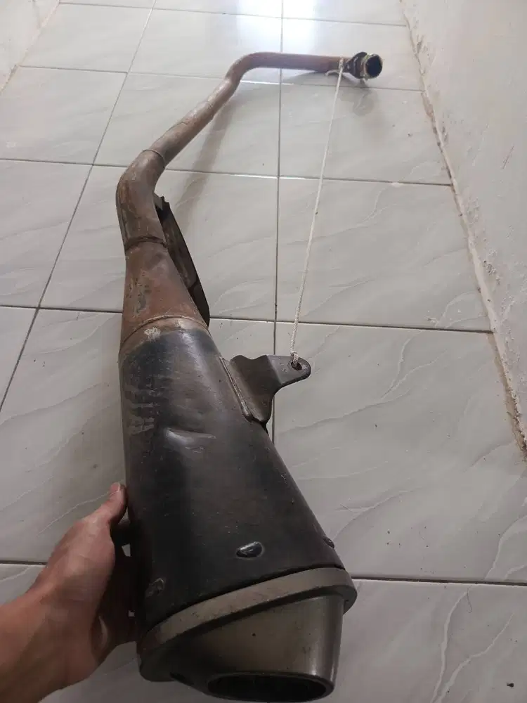 Knalpot Original Suzuki GSX-R 150 - Kondisi Mulus 90%!!