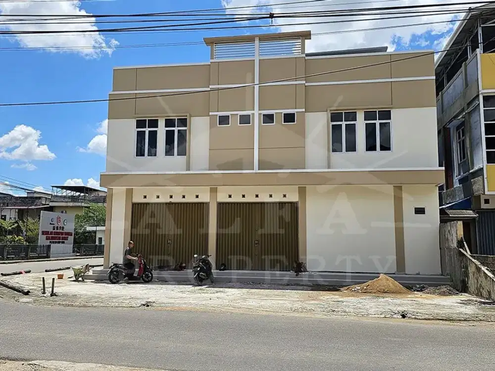 Dijual Ruko Hook 2 Unit Harga Murah Siap Pakai