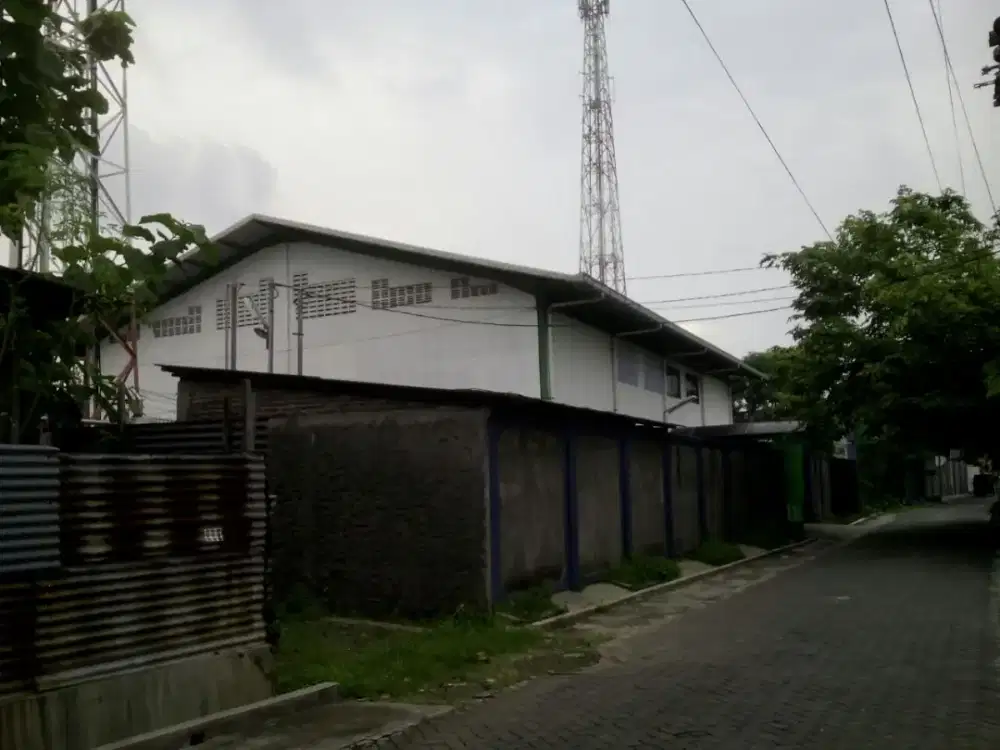 Murah dijual gudang siap pakai patiunus semarang timur