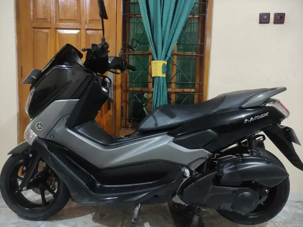 Simpanan km 4rb nmax old antik persis baru no minus jarang ada