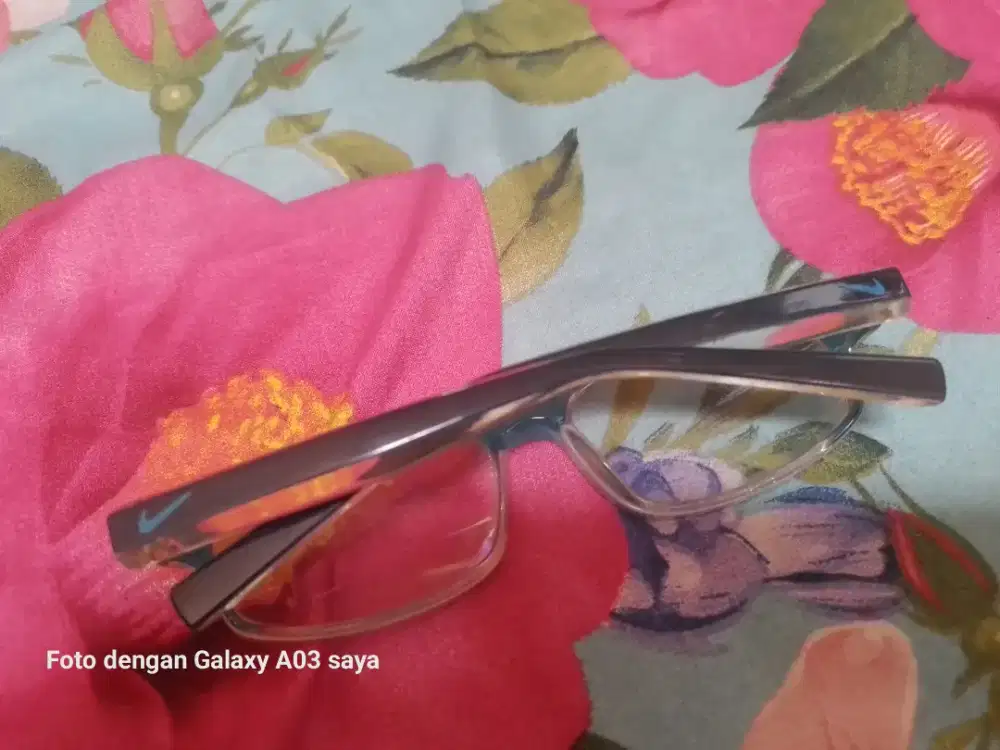 Kacamata Baca Nike Original Kondisi Masih Oke.