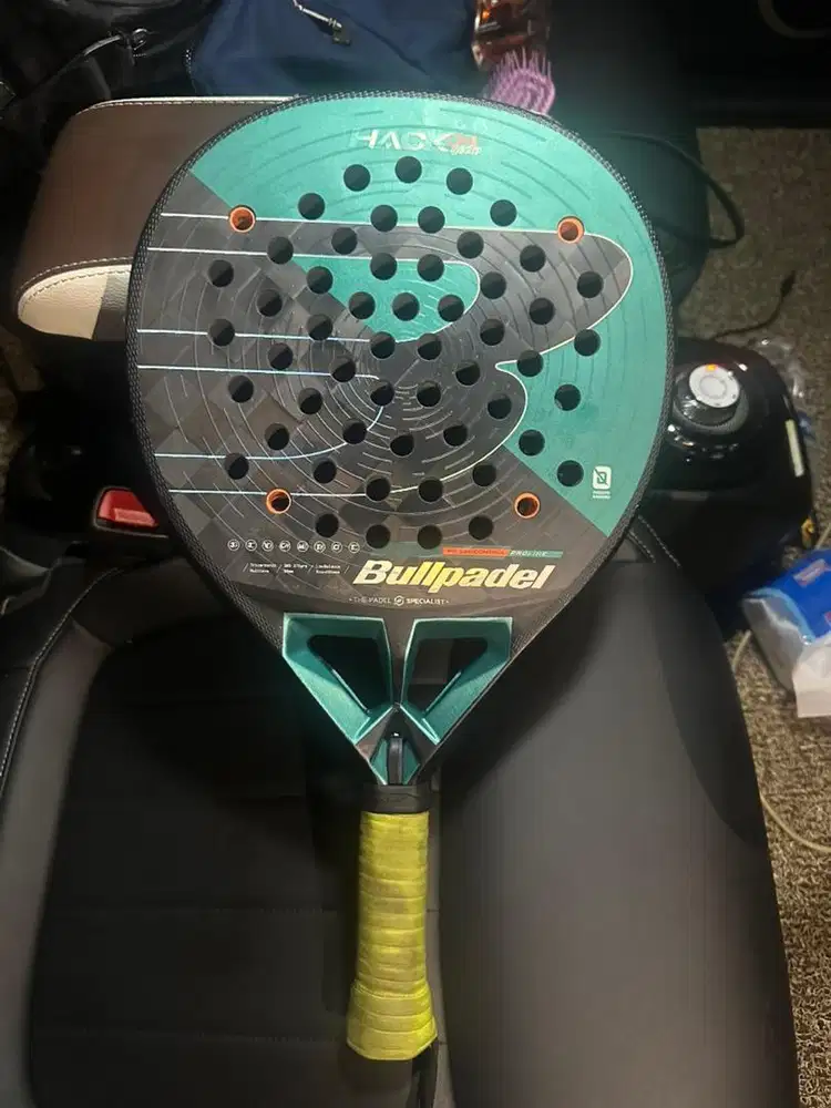 Raket Padel Bullpadel Hack 04 Hybrid 2025
