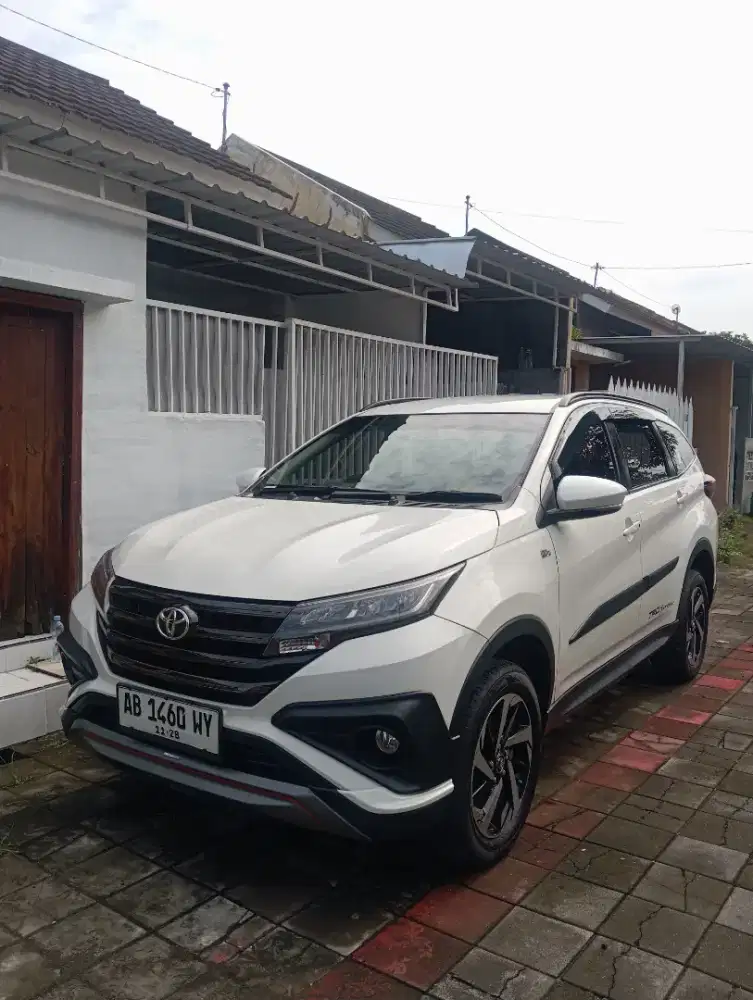 Toyota Rush 2018 Trds Putih Istimewa
