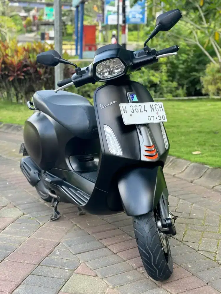 New Sprint S 2025 Black Convinto.Odo 4rb KM.Nopol W Sidoarjo