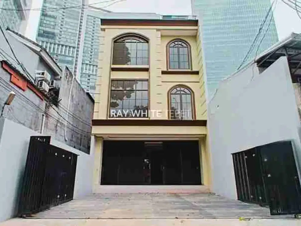 Disewakan Ruko Hadap Jalan Satrio 3,5 Lantai - Setiabudi, Jaksel