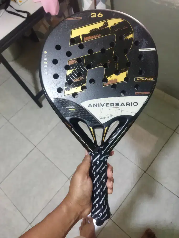 Raket padel ROYAL PADEL ANIVERSARIO 36 poly 2026