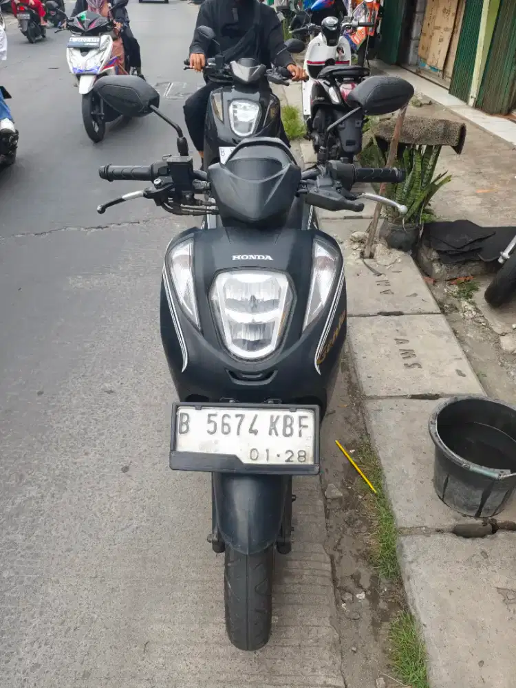 Honda Genio 2023 pajak hidup