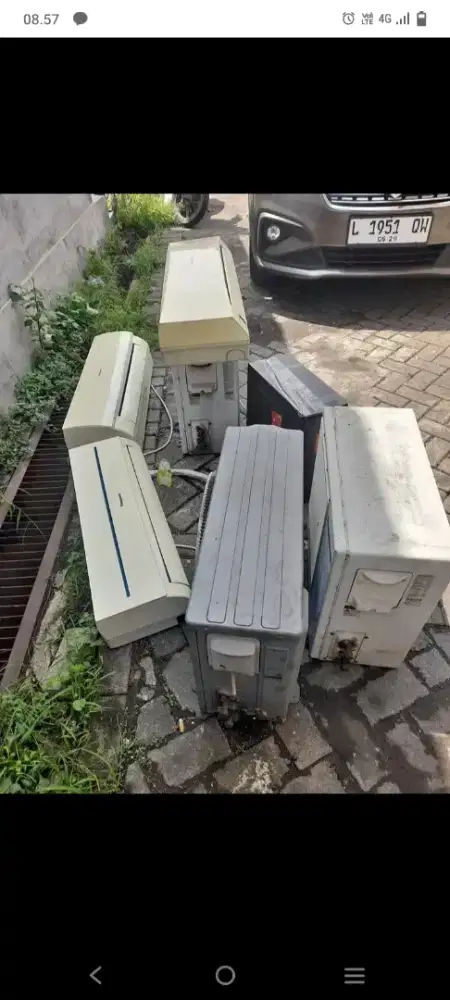 Jual beli barang bekas AC kulkas TV