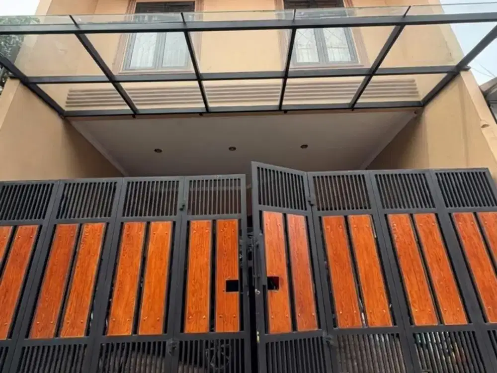 rumah bagus 2lantai di sunter jakut