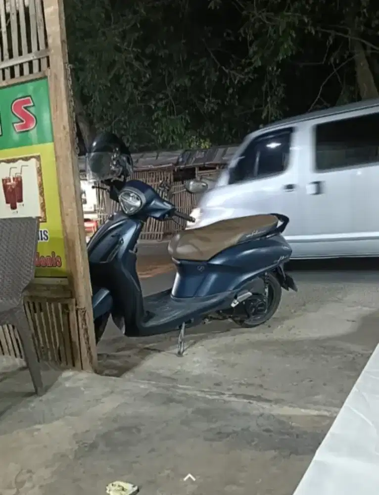 Yamaha Grand Filano luxury