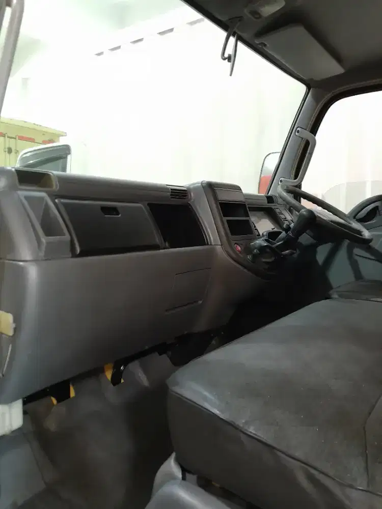 Mitsubishi FE74 Long Box