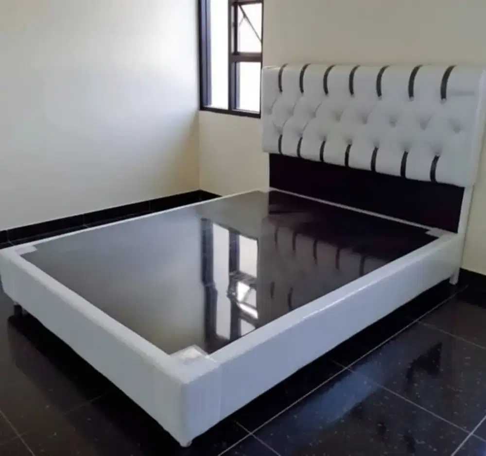 Dipan Kasur Kayu Springbed Murah