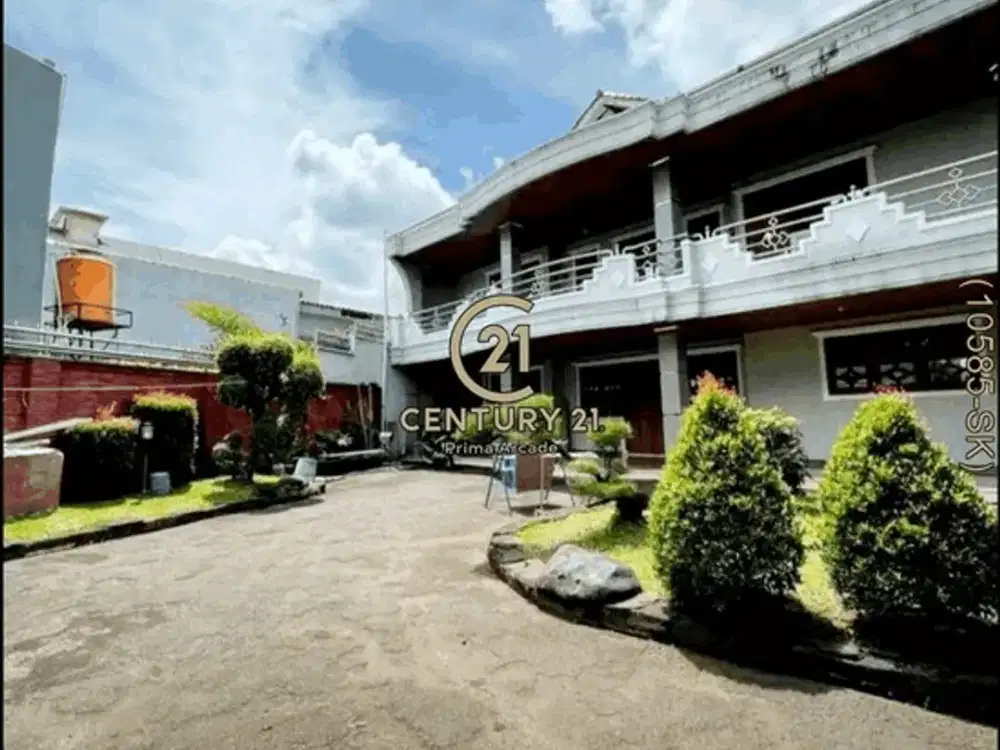 Dijual rumah cocok utk kos/kantor dgn tanah luas bukan komplek bintaro dekat akses tol sektor 7