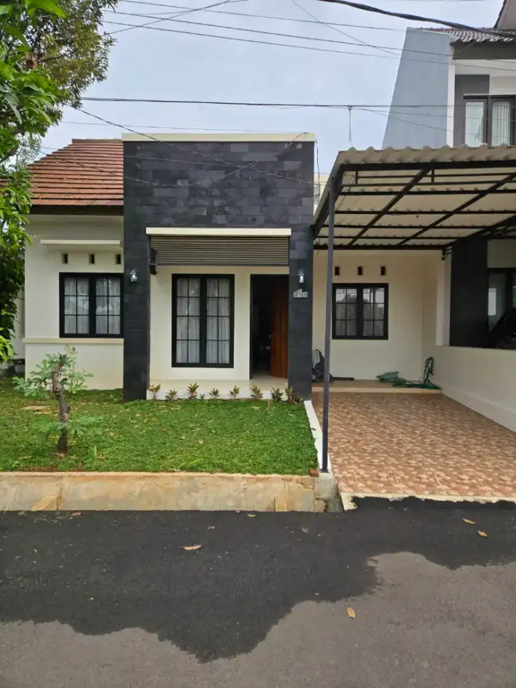 Disewakan rumah nyaman semi furnished baru renovasi